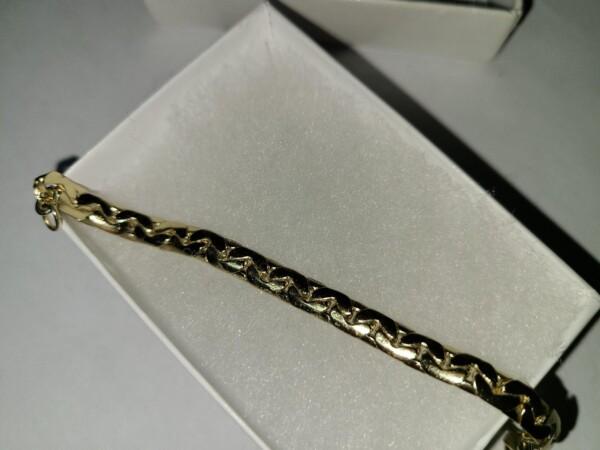 14kt Gold "C" Link Chain – Elegant and Durable Jewelry - Image 4